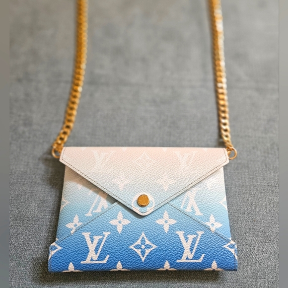 Louis Vuitton rare By The Pool kirigami pouchette crossbody with chain - Picture 2 of 12